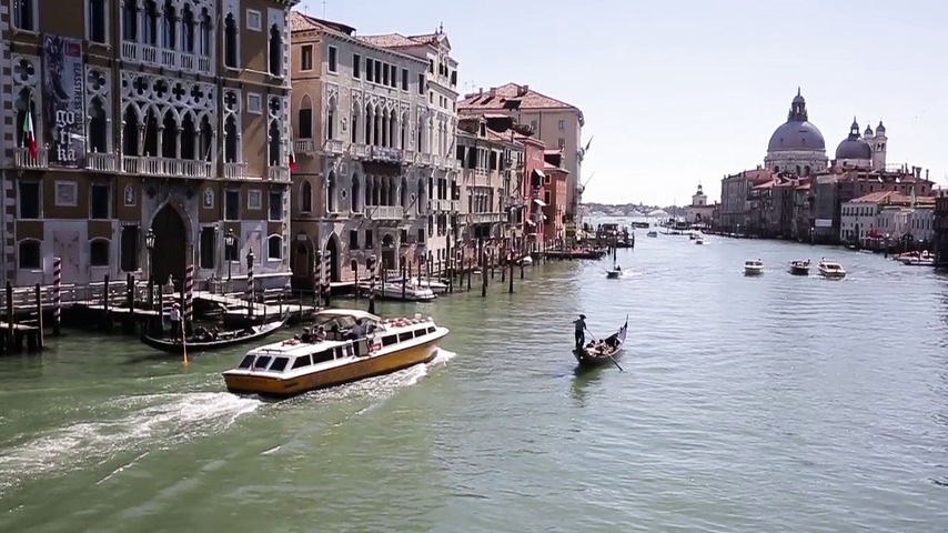 Jättelika portar på lagunens botten ska rädda Venedig - DN.SE