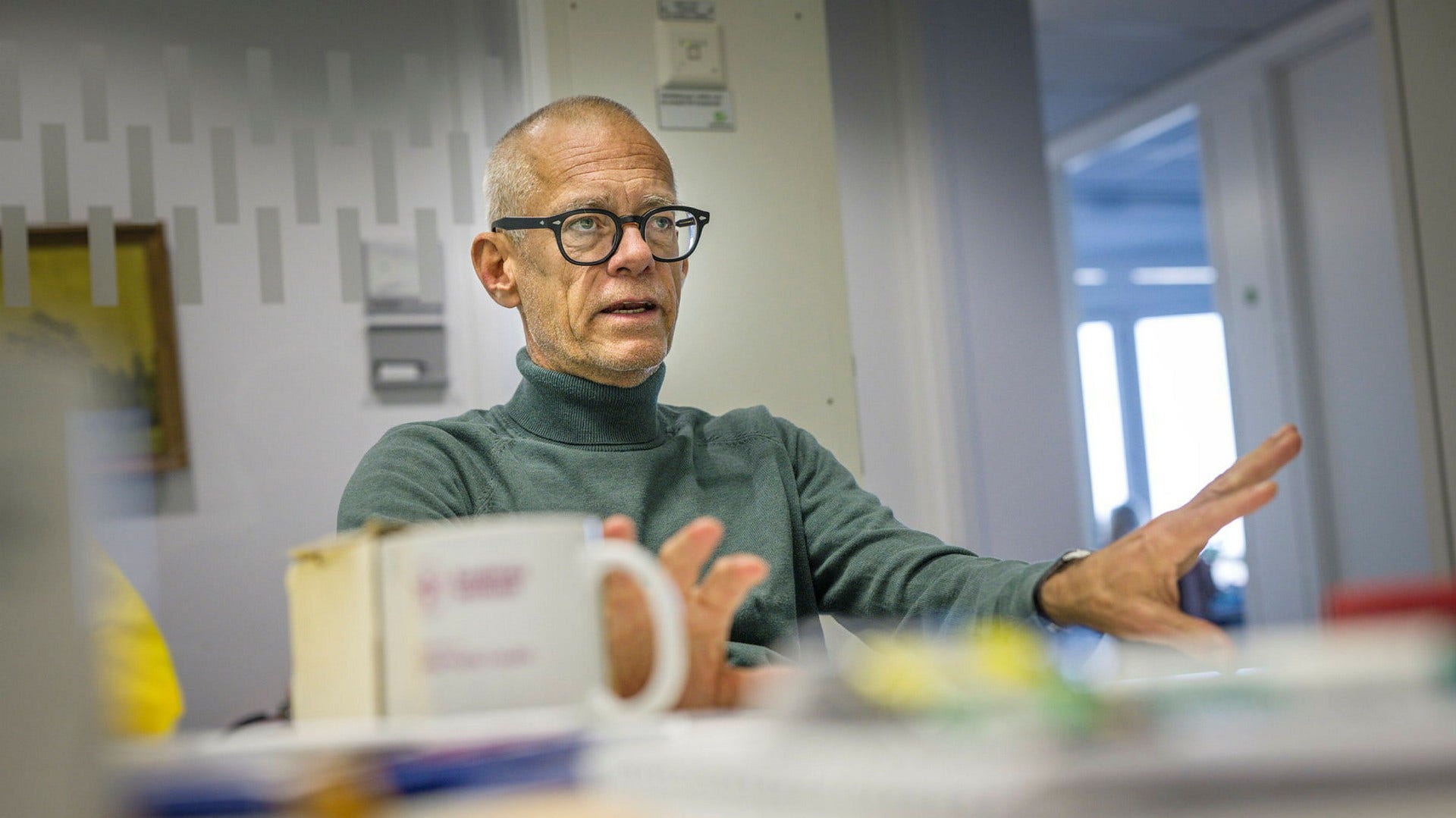 Johan von Schreeb, professor i global katastrofmedicin, är på väg ner till skalvområdet för att assistera i räddningsinsatsen.