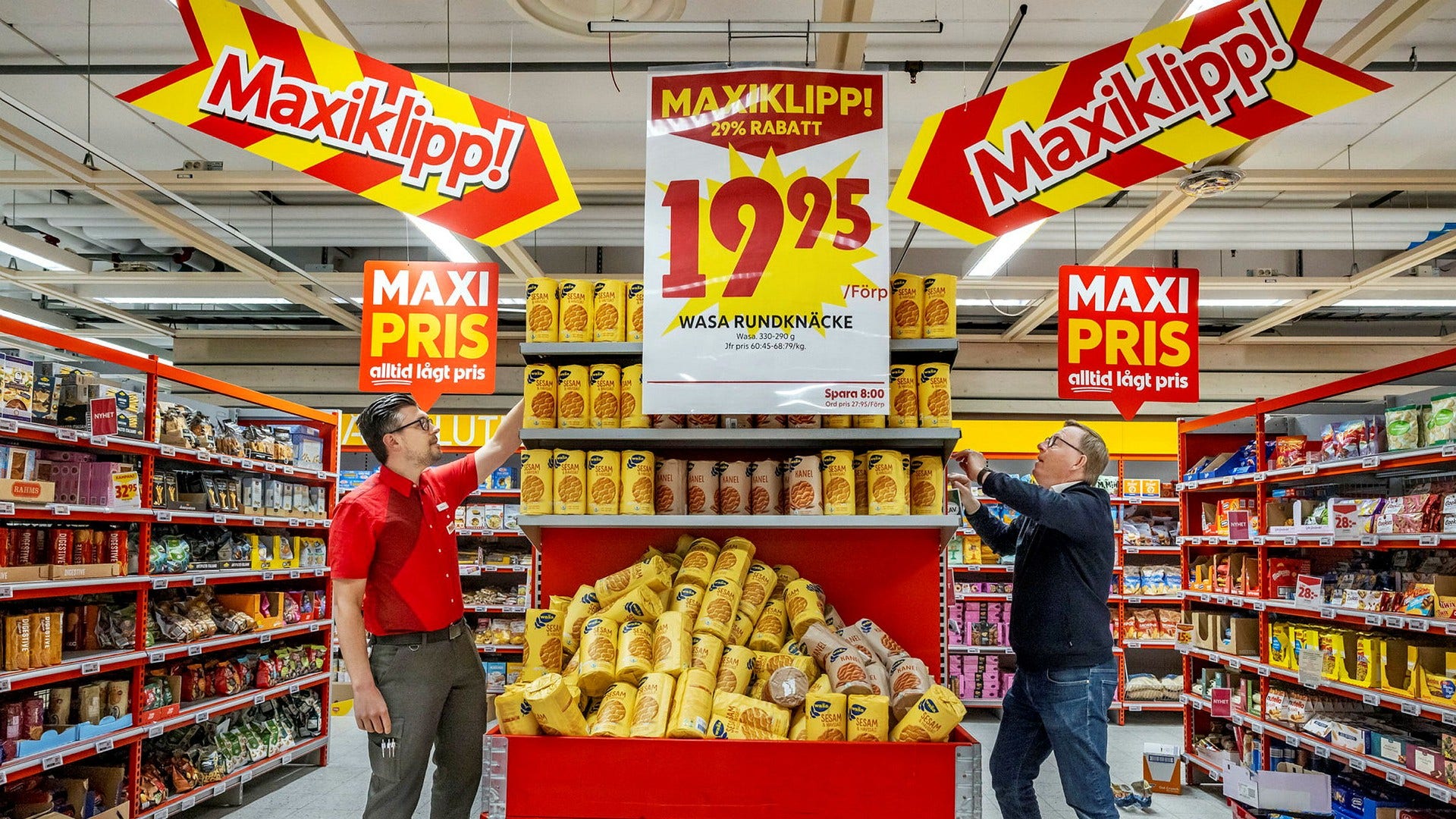Fredrik Rister, till vänster, tyckte det var tungt att utmålas som att han skodde sig på krisen.