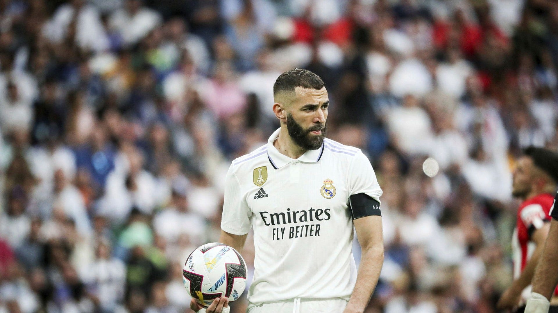 Karim Benzema kommer senast från Real Madrid.