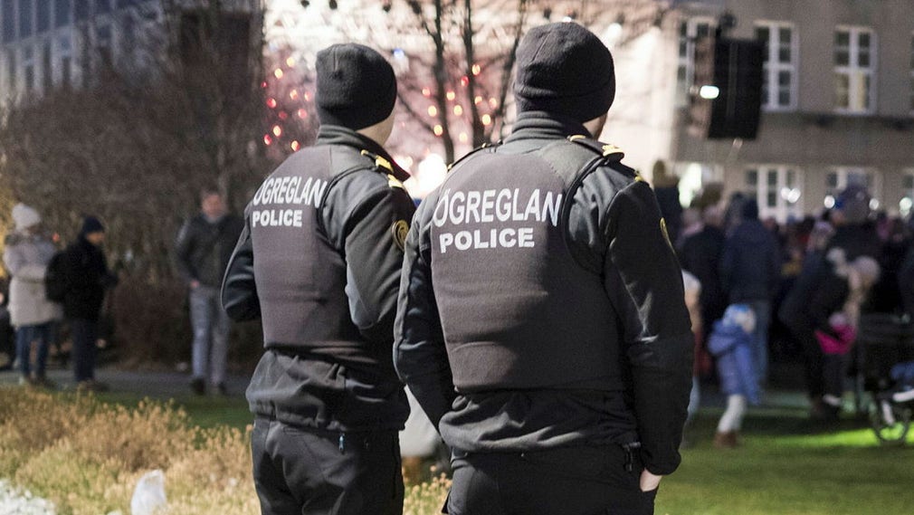 Isländsk polis.