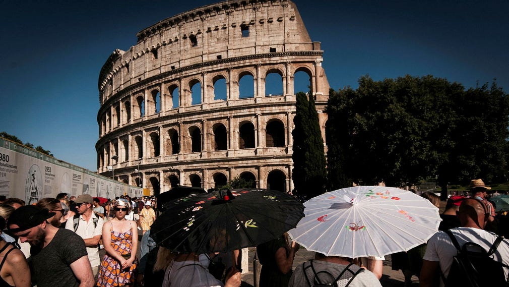 L'anfiteatro di quasi 2.000 anni attira più che semplici turisti.