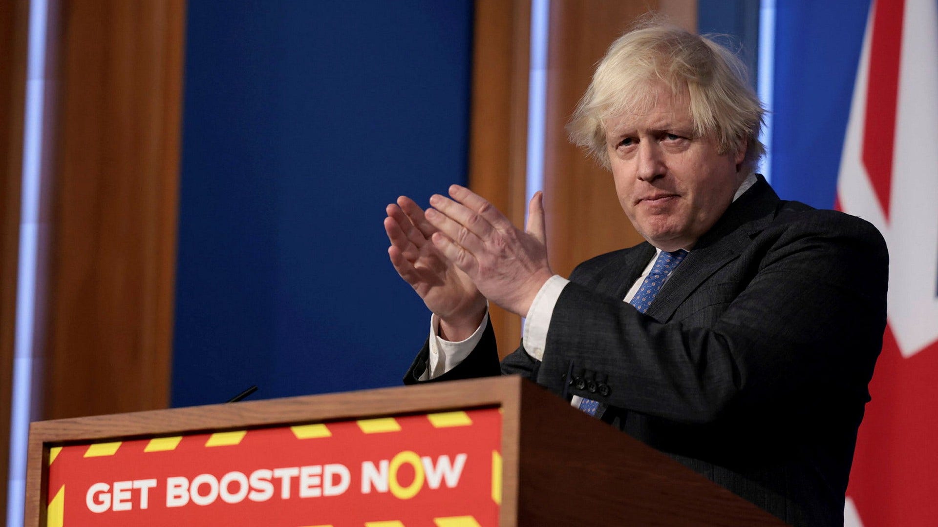 Den brittiske premiärministern håller presskonferens om pandemiläget den 15 december.