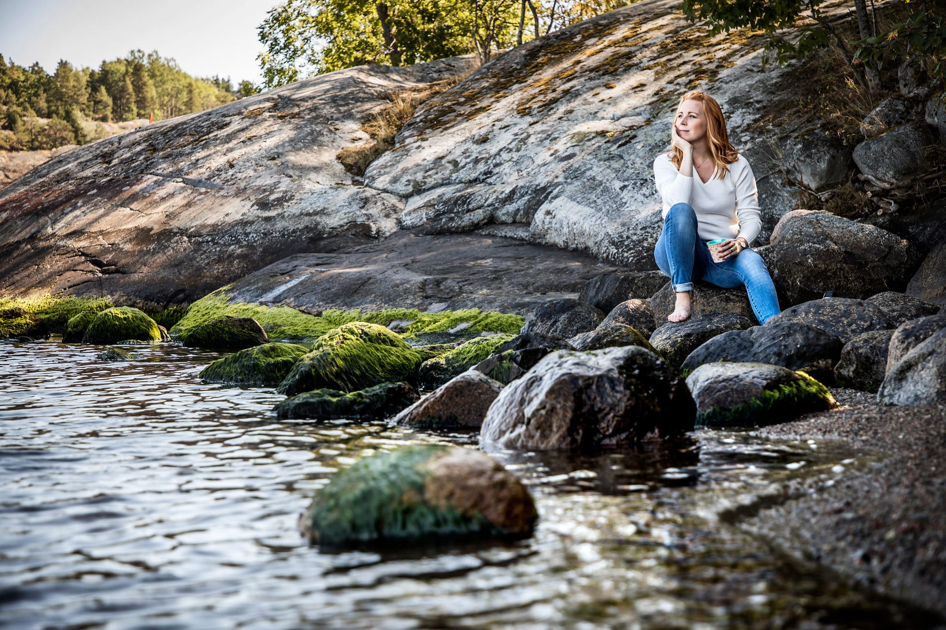 ”En livskris gör att man förstår att livet inte bara är en enda stor motorväg, utan också innehåller ganska oväntade händelser som påverkar en på djupet”, säger Annie Lööf, vid mötet med DN i Nyckelviken i Nacka.