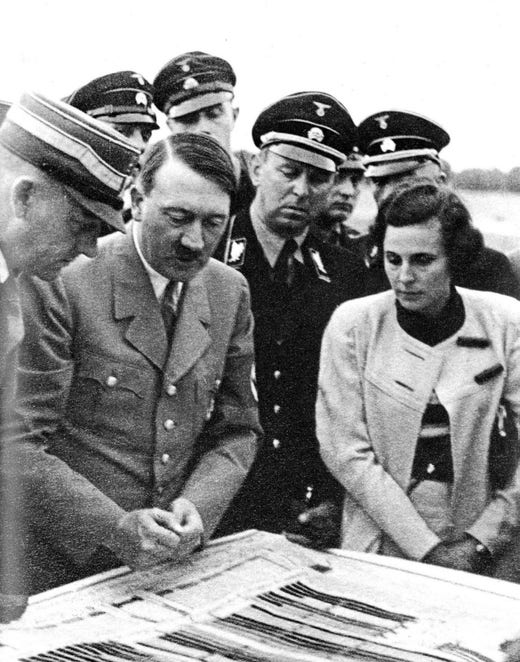 Leni Riefenstahl med Adolf Hitler 1934.