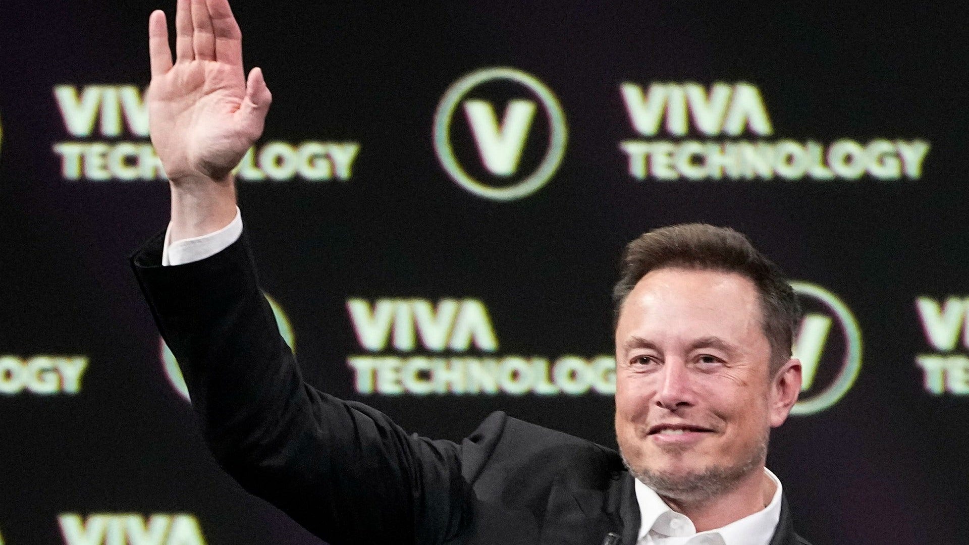 Forskare: Elon Musks inflytande i kriget är problematiskt
