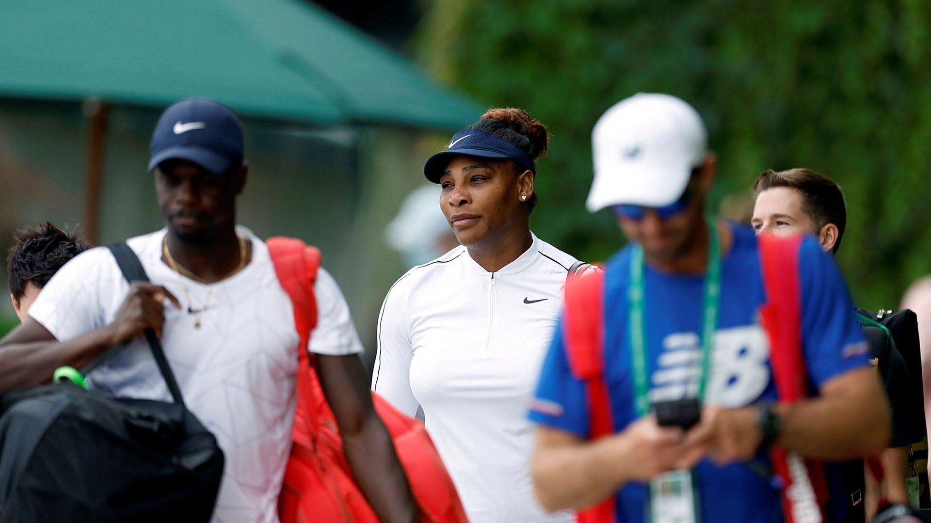 Serena Williams på väg till träning i Wimbledon, London, på torsdagen.