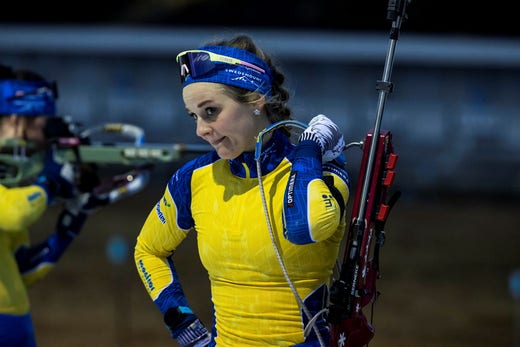 ”Om jag skulle ha mitt vapen här kan jag fortfarande inte säga vad som är vad på det. Jag kan inte alls vad som är vad!”, säger Stina Nilsson och skrattar.