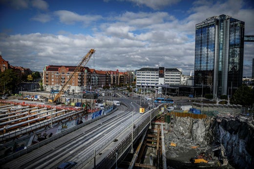 Bygget av tunnlar och schakt vid station Korsvägen pågår för fullt.