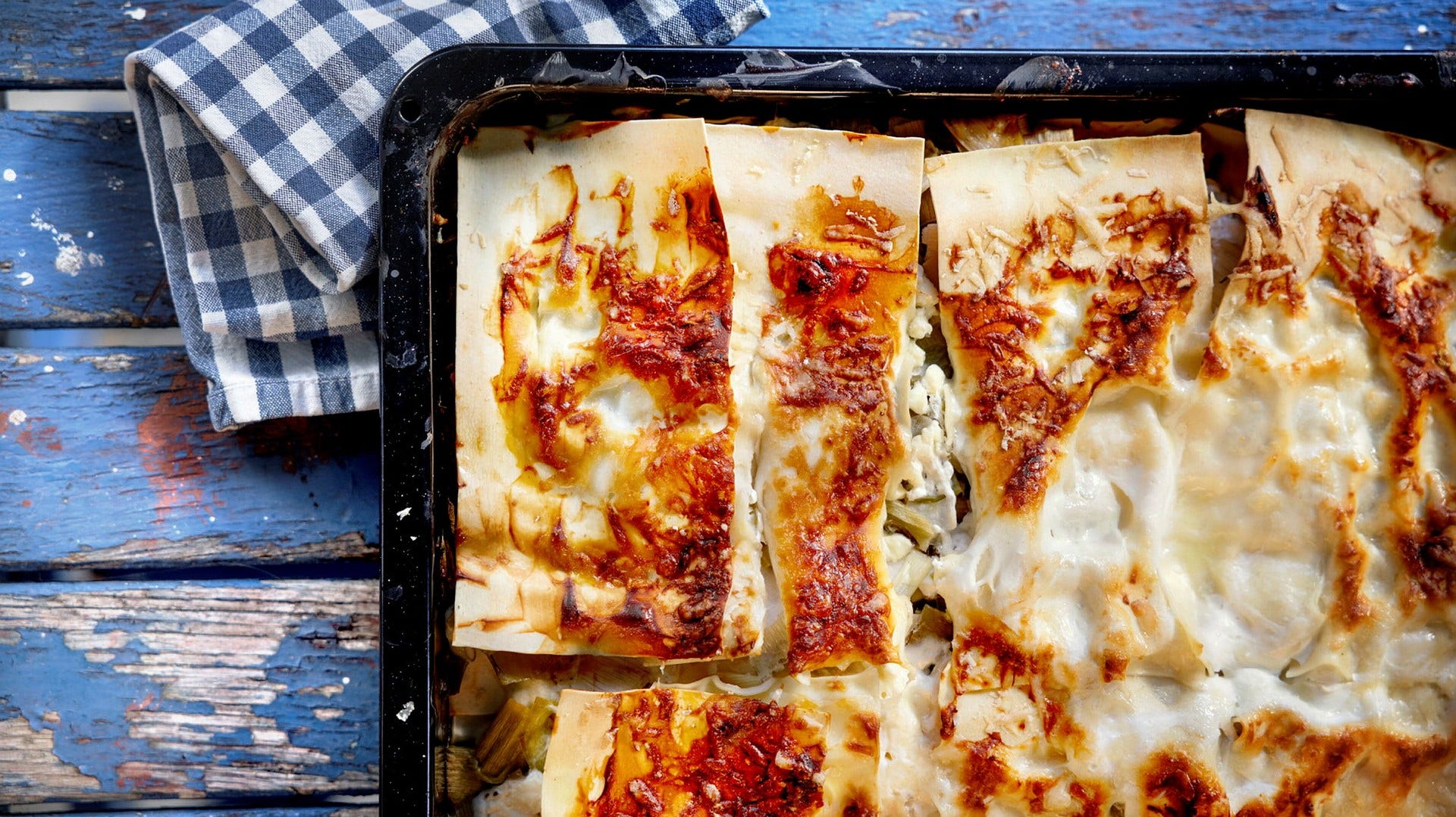 Recept: Vegetarisk lasagne med fetaost och spenat 