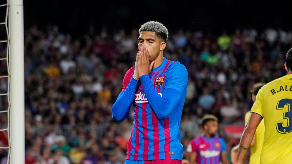 Barcelonas mittbacksduo skadad