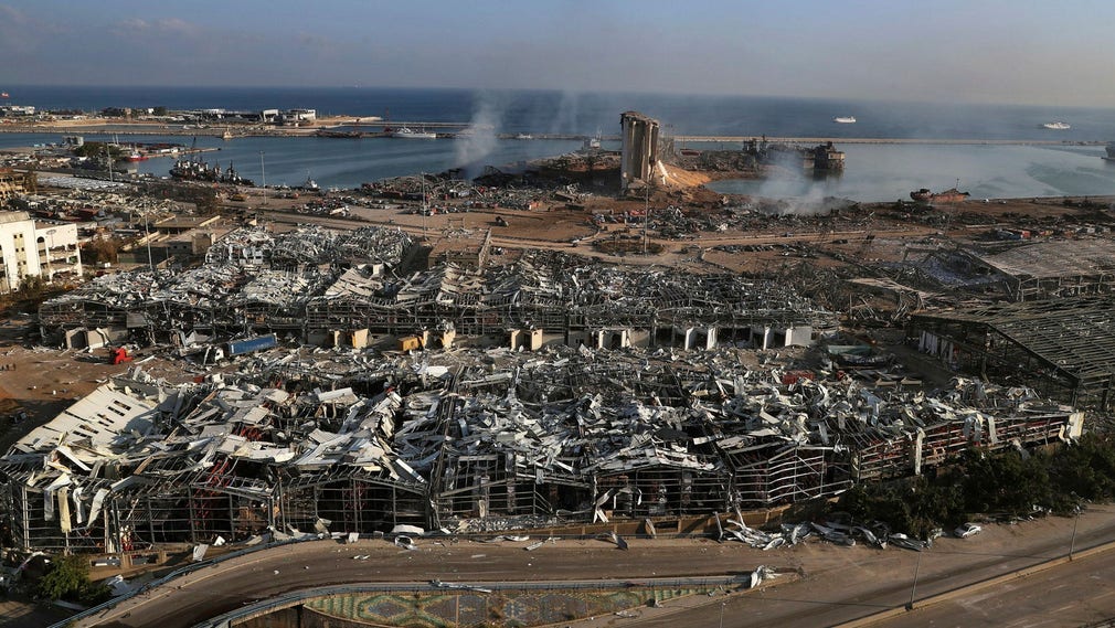 Den 4 augusti 2020 förstörde två stora explosioner i hamnområdet i Beirut i Libanon 77 000 bostäder. Minst 218 personer dödades, 7 000 skadades och över 300 000 tvingades tillfälligt från sina hem.