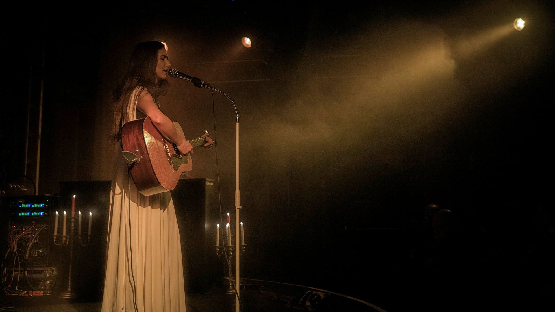 Weyes Blood på Berns i Stockholm.