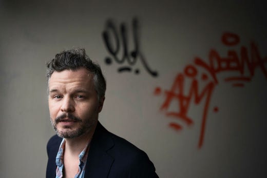 Kristian Matsson började spela i punkbandet Montezumas i tonåren, präglade av Bob Hund och Iggy & the Stooges, men fann senare lo-fi-musiken, Skip James råa blues – och Bob Dylans textsnille.