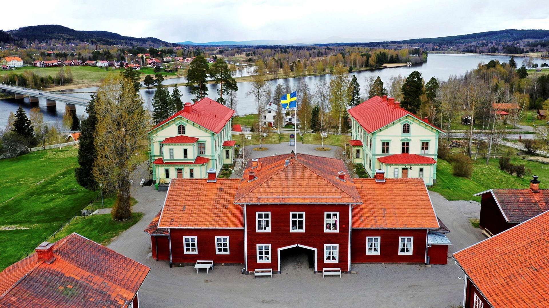 En långsiktig och hållbar besöksnäring kräver att lokalbefolkningen lever i balans med tillfälliga besökare, skriver artikelförfattaren.