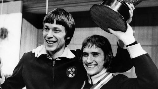 Kjell ”Hammaren” Johansson och Stellan Bengtsson efter VM-guldet i dubbel 1973.