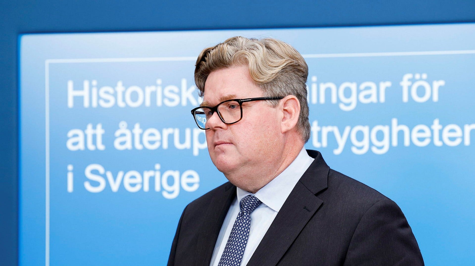 Justitieminister Gunnar Strömmer (M) presenterar budgetnyheter rörande rättsväsendet.