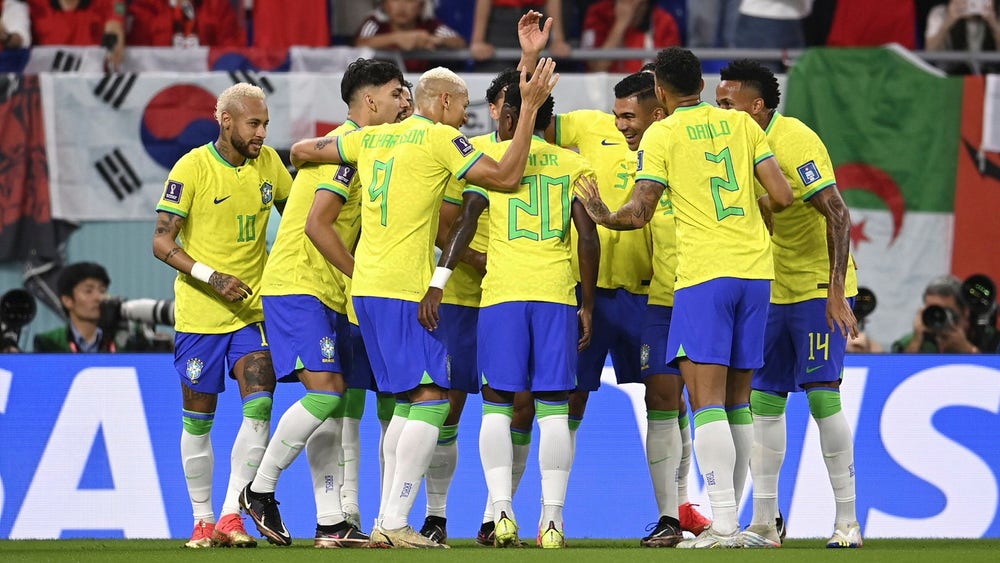Brasilien lekte med Sydkorea – efter hälsningen från Pelé