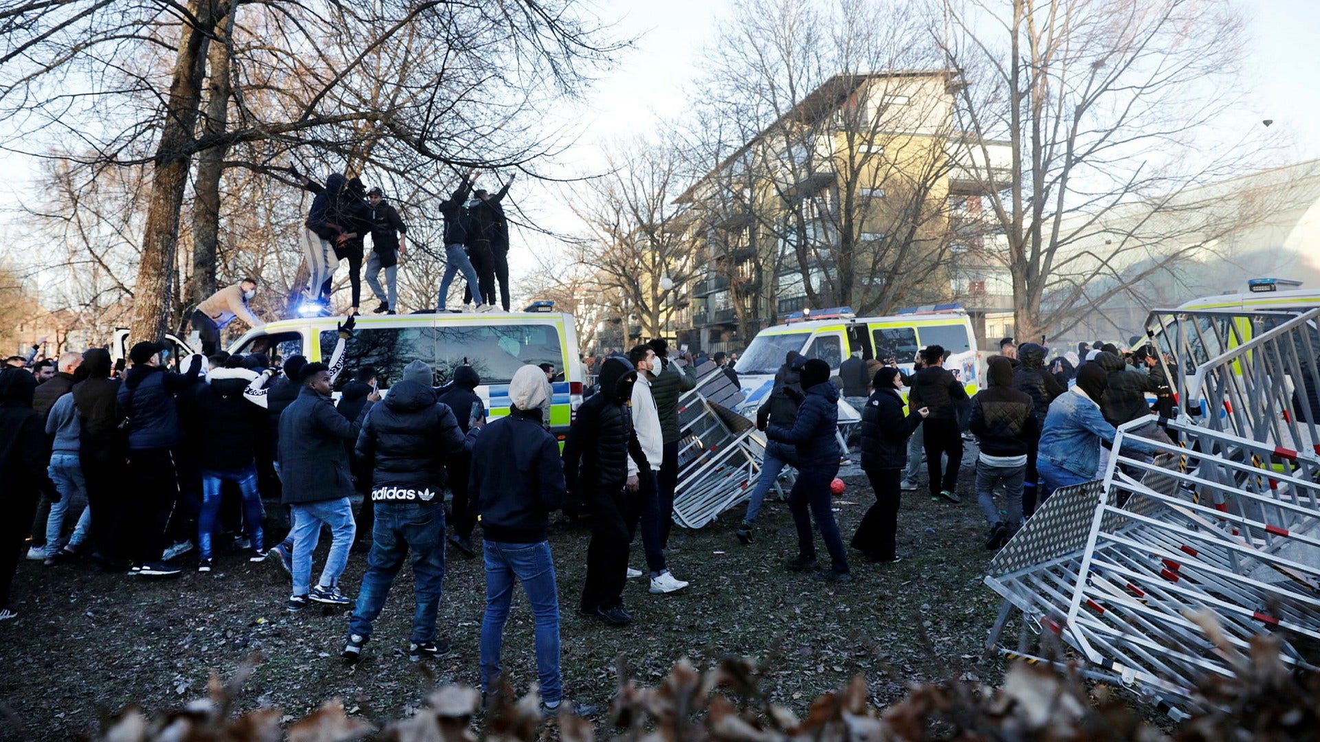 Under långfredagen utbröt våldsamma upplopp inför en manifestation av högerextrema Rasmus Paludan.