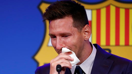 Förra sommaren tvingades Lionel Messi ta ett tårfyllt farväl av klubben han hade tillbringat hela sin seniorkarriär i.