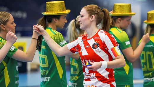 Last year, Ida Sundberg got to watch when Team TG celebrated the Swedish Championship gold.  This year, she hopes to wear a gold hat when the season is summed up.