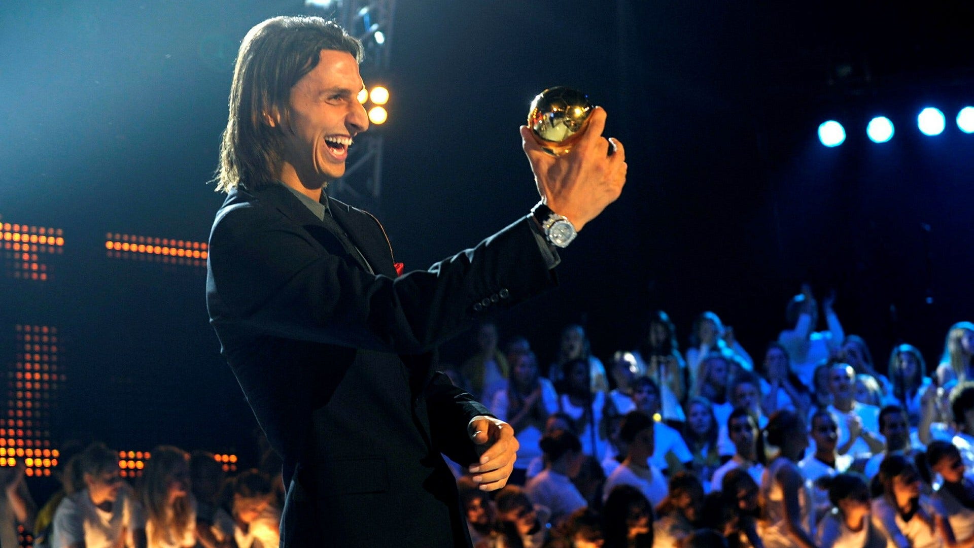 Zlatan Ibrahimovic, då Inter Milan, tilldelades Guldbollen vid Fotbollsgalan i november 2008 i Globen i Stockholm.