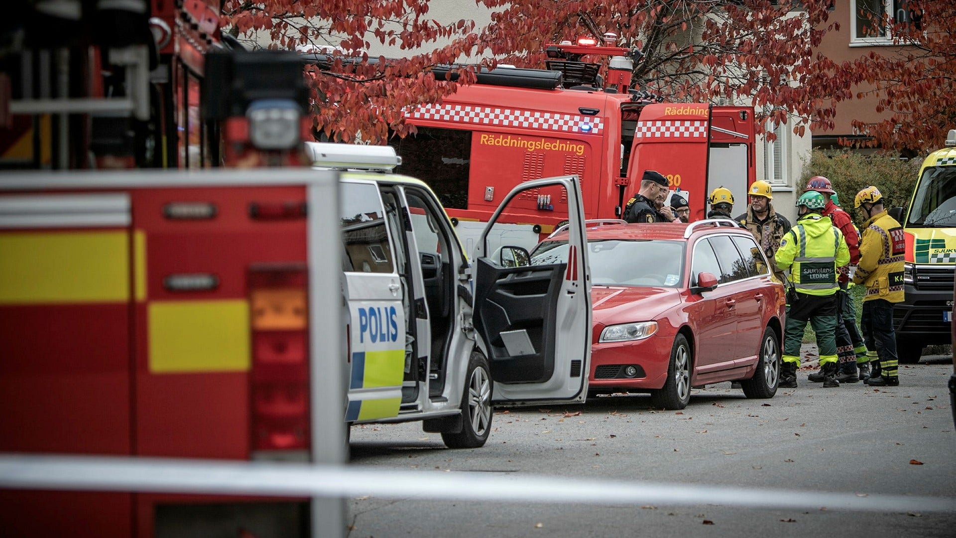Larmet om branden i Bagarmossen i södra Stockholm inkom runt klockan 12.30 i tisdags.