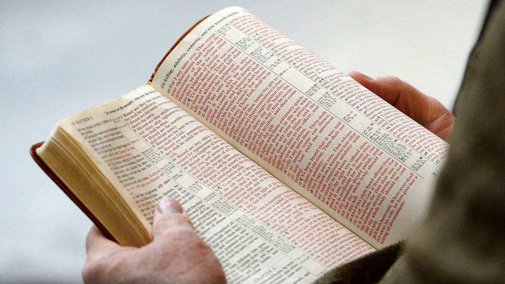 Bibeln tas bort från skolor när ny regel slår tillbaka i Utah