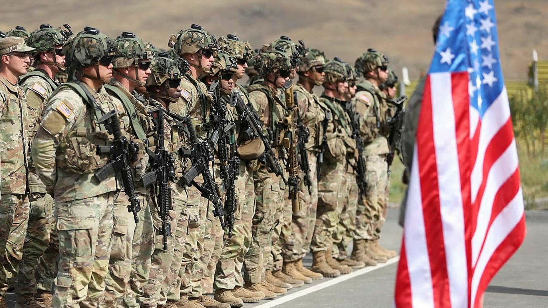 Amerikanska soldater deltar i inledningsceremonin inför den gemensamma övningen ”Eagle Partner” i Armenien.