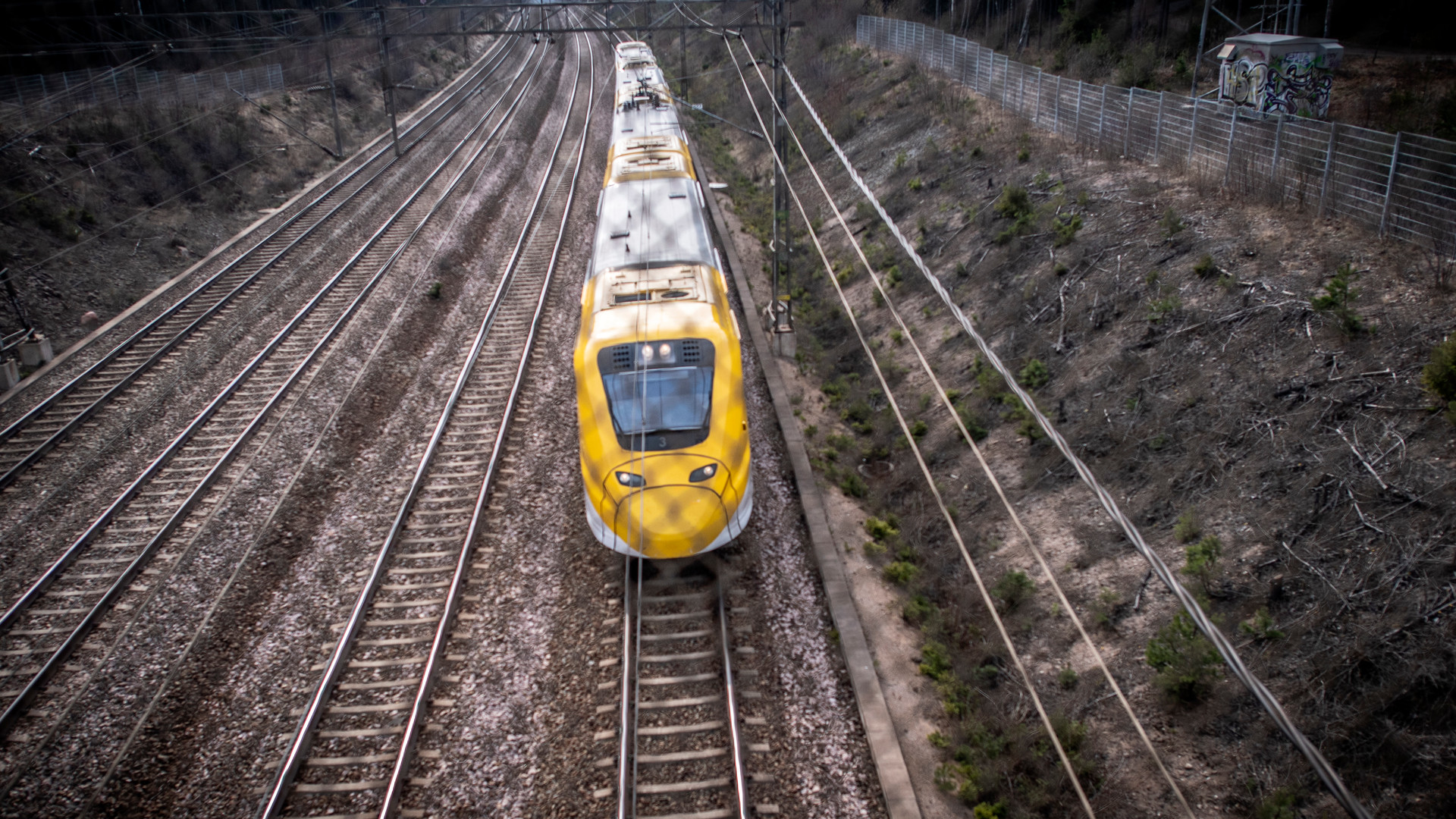 Stockholms handelskammare: Köp tillbaka Arlandabanan 