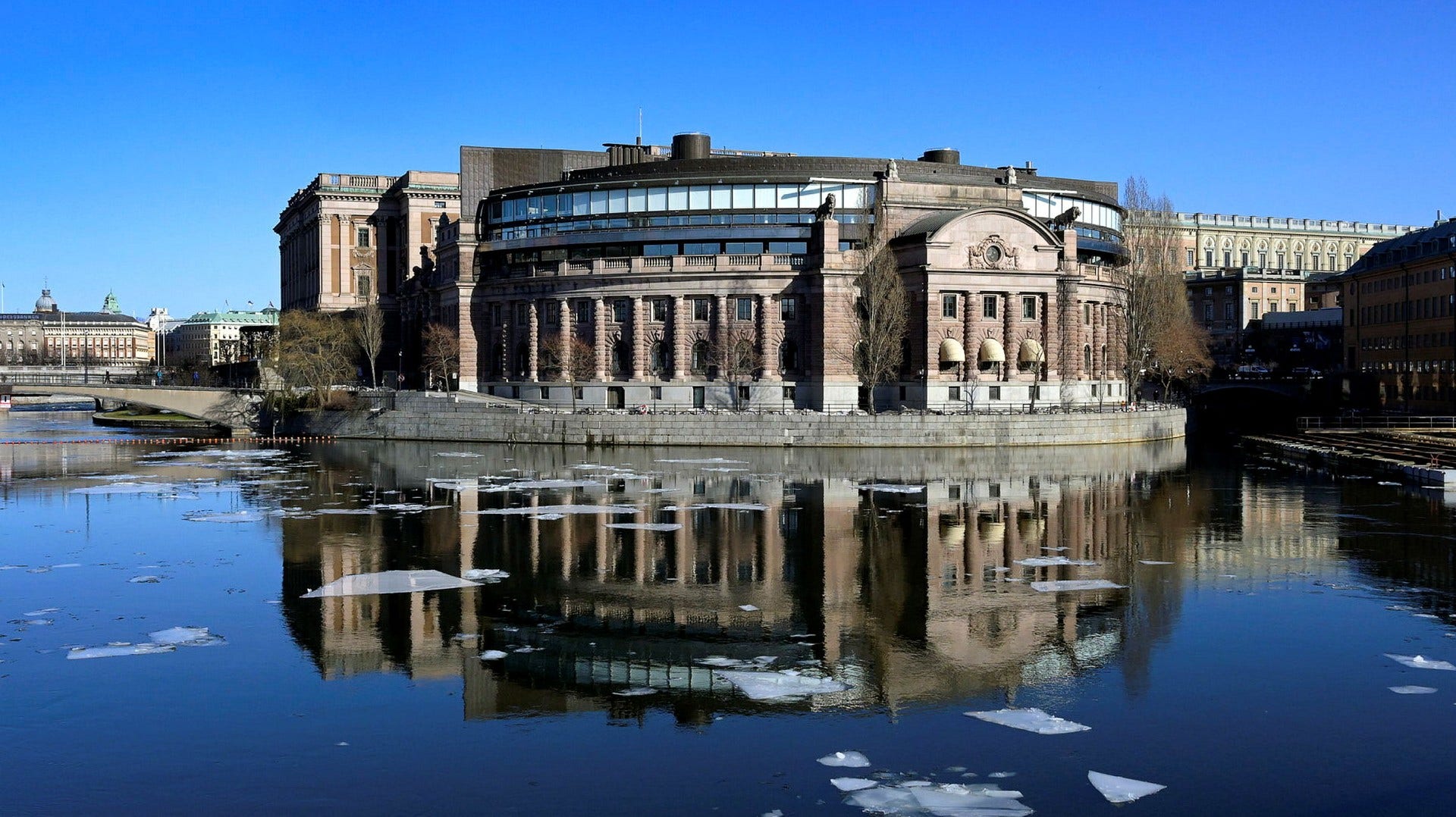Riksdagshuset på Helgeandsholmen i Stockholm.