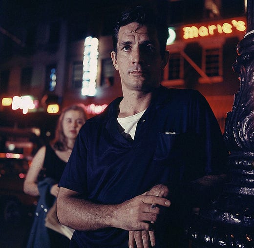 Jack Kerouac var en otypisk amerikansk rebell: fransk bakgrund, katolik och med rätt konservativa värderingar.