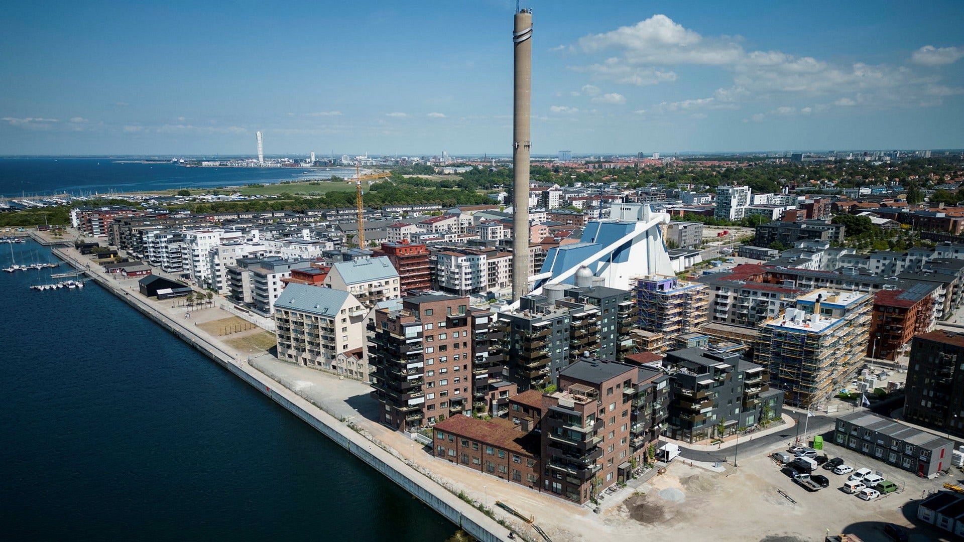 ”Rosengård by the sea” eller ett svenskt Miami – området vid havet splittrar invånarna
