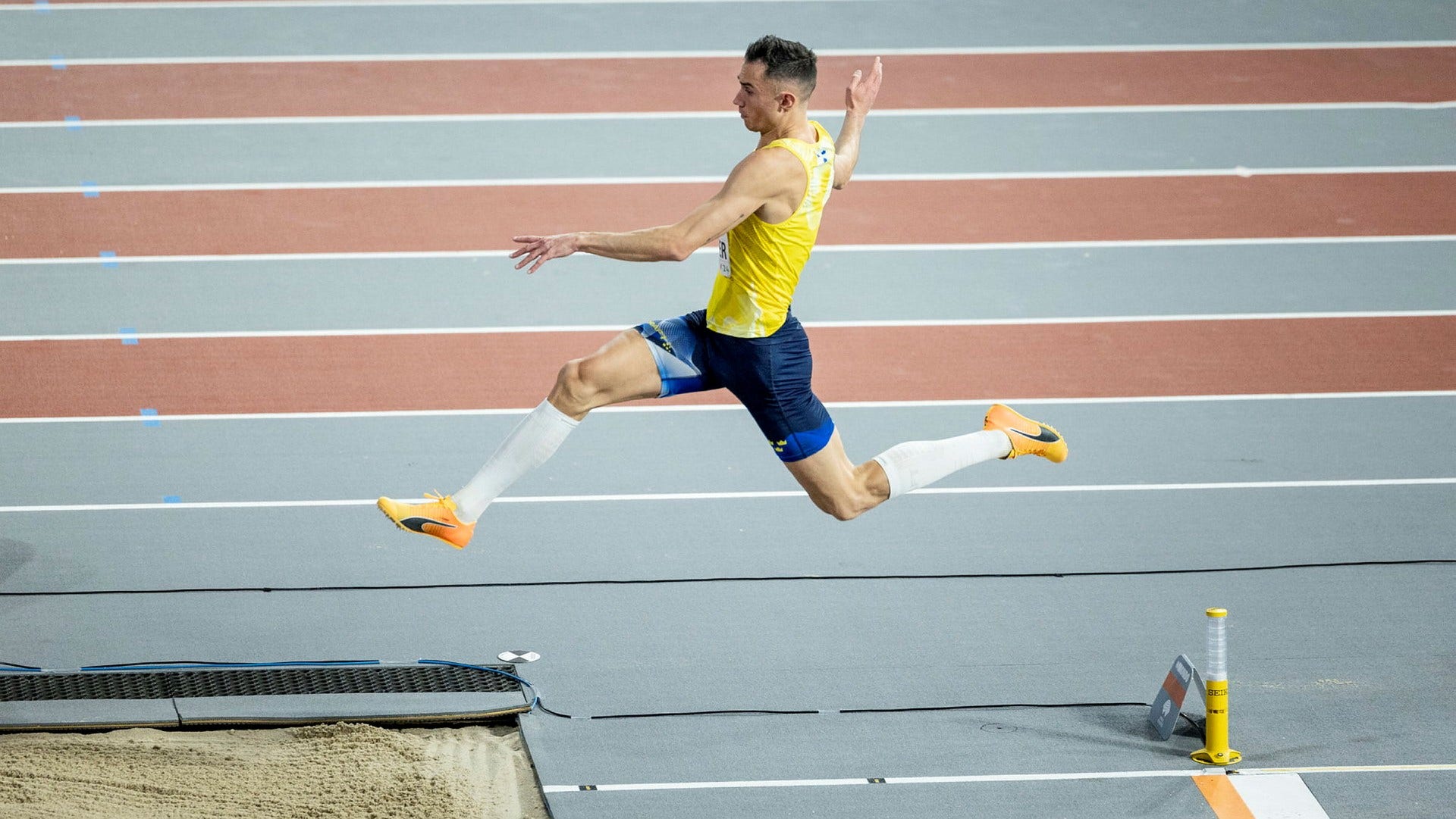 Svenske längdhopparen Thobias Montler under inomhus-VM i fri­idrott i Storbritannien.