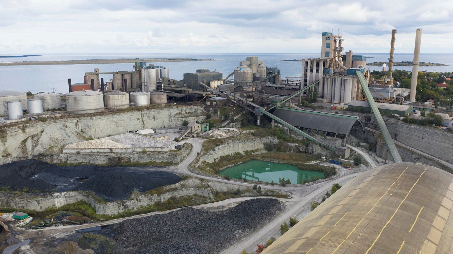Cementas anläggning på Gotland. Bild tagen vid ett tidigare tillfälle.