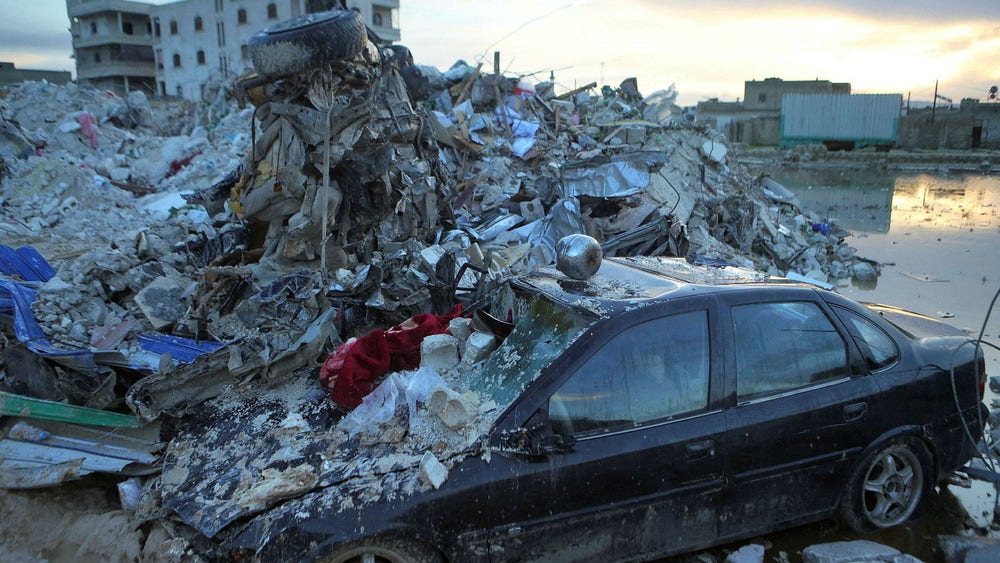 Jordbävning senaste katastrofen för hårt sargat Syrien