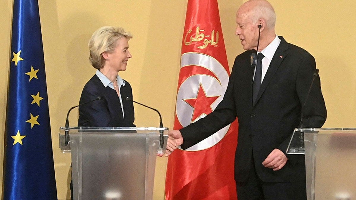 EU-kommissionens ordförande Ursula von der Leyen och Tunisiens president Kais Saied