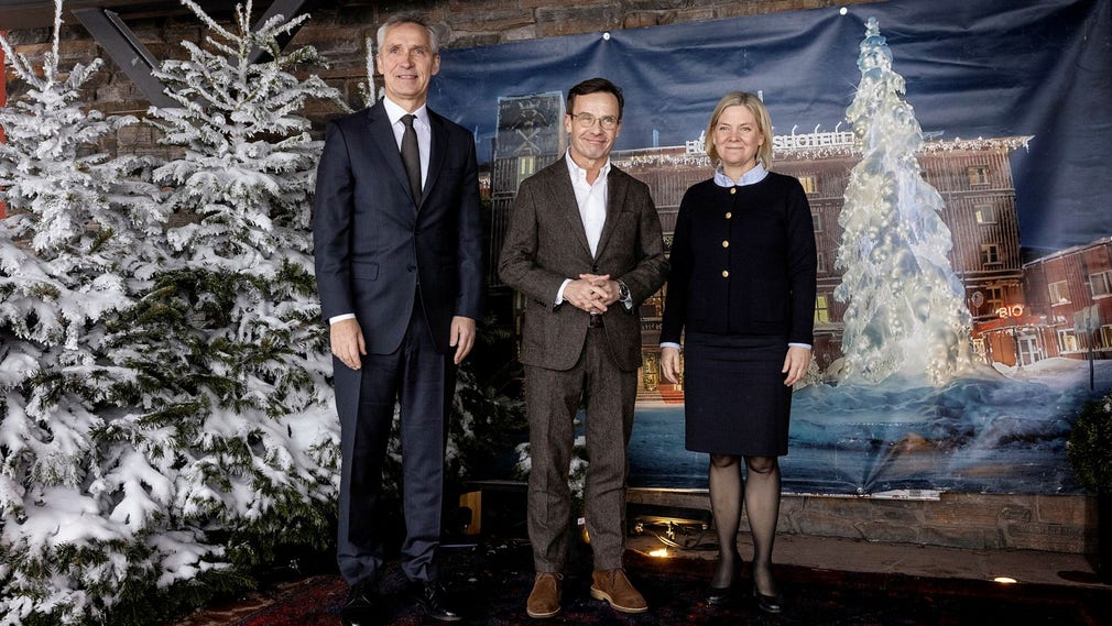 Natos generalsekreterare Jens Stoltenberg tillsammans med statsminister Ulf Kristersson (M) och oppositionsledaren Magdalena Andersson (S) på Folk och försvars konferens i Sälen förra veckan.