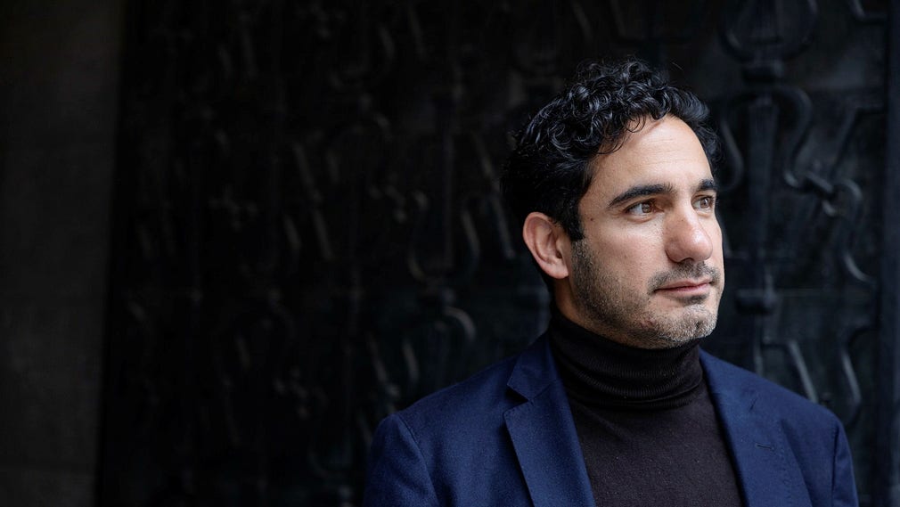 Ardalan Shekarabi (S).