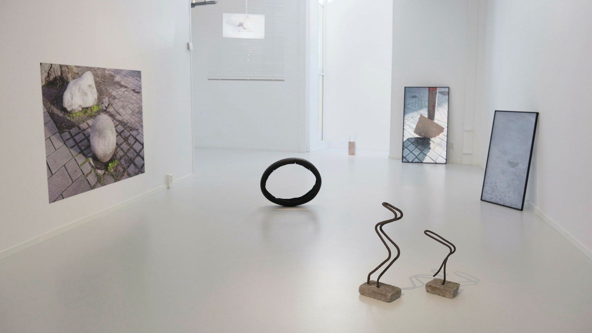 Vy från Magnus Thierfelder Tzotzis utställning på Ebelingmuseet