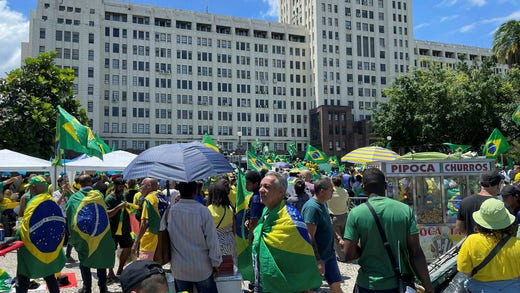 The demonstration outside the headquarters of the armed forces in Rio de Janeiro.