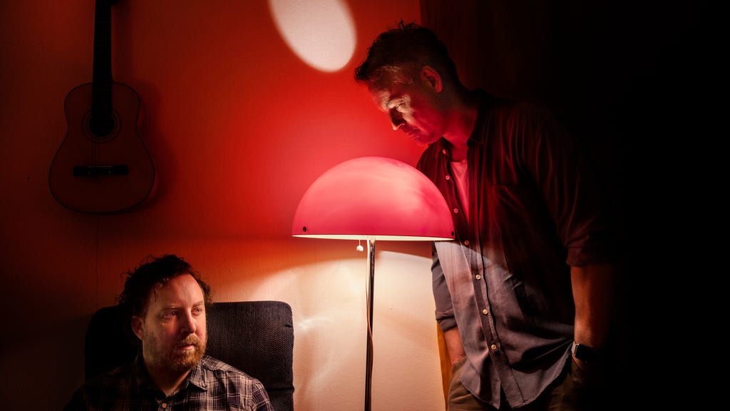 Uje Brandelius och Henrik Schyffert om ”Spring, Uje, spring” - DN.se