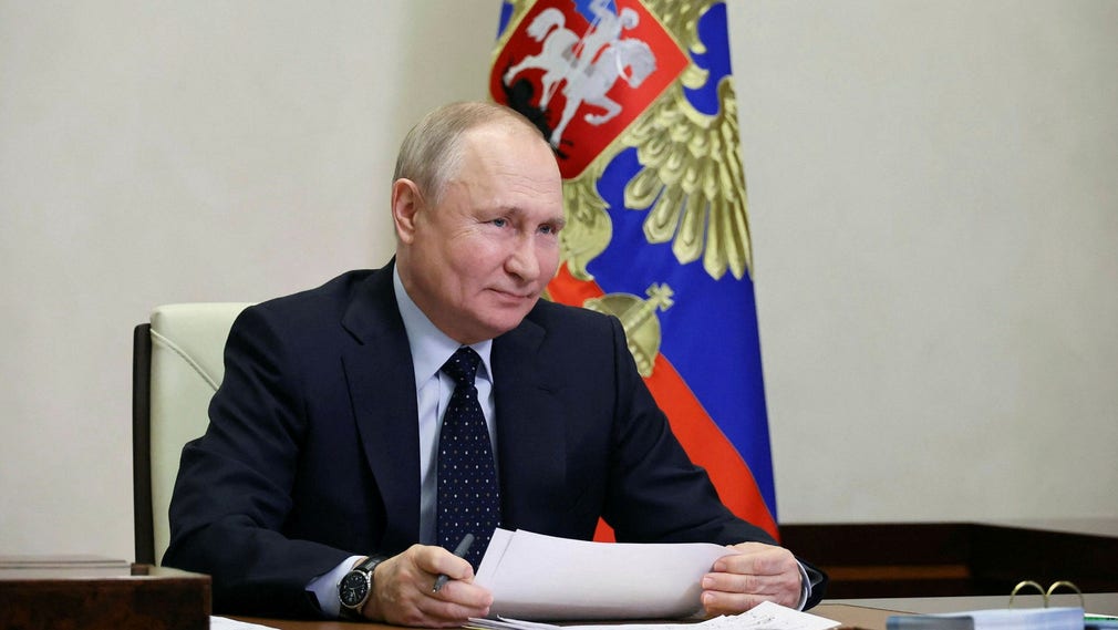 Rysslands president Vladimir Putin i samband med sitt digitala möte med regeringen på tisdagen.