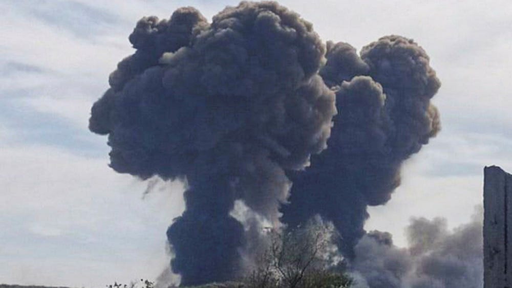 Flera explosioner vid rysk flygbas på Krim