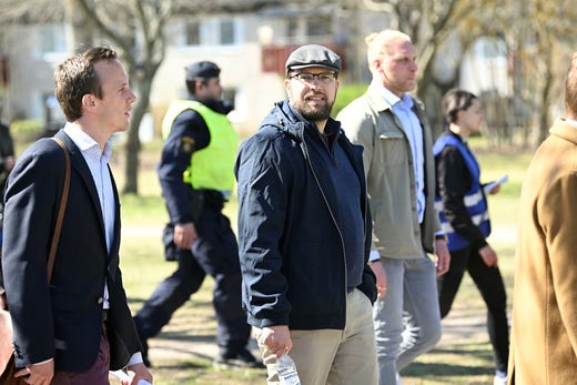 Jimmie Åkesson (SD) underbesöker i stadsdelen Skäggetorp i Linköping.