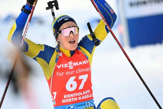 Stina Nilsson efter karriärens första individuella pallplats i skidskyttevärldscupen, en tredjeplats i sprinten i Kontiolax i våras.