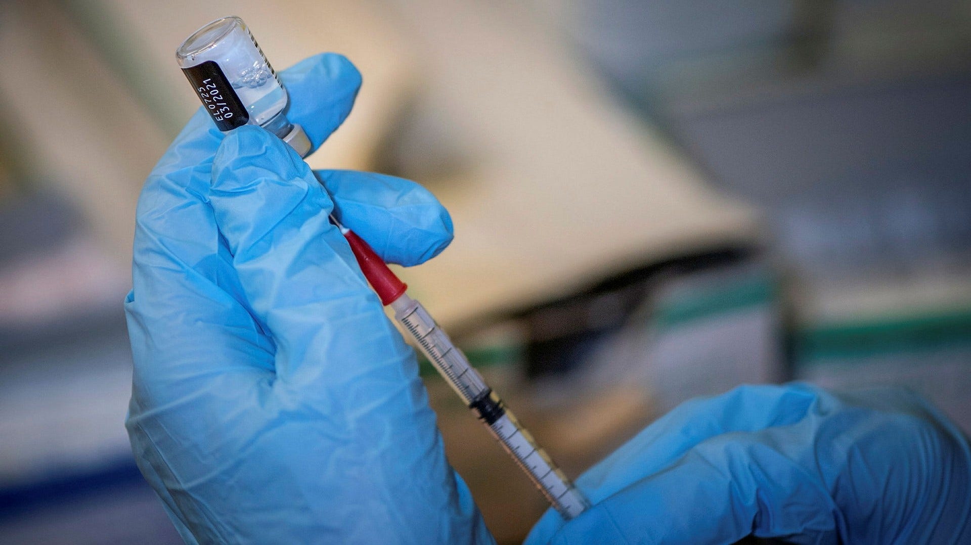 Region Stockholm skickade ut inbjudan till att ta tredje vaccinsprutan till en stor grupp människor, av misstag.