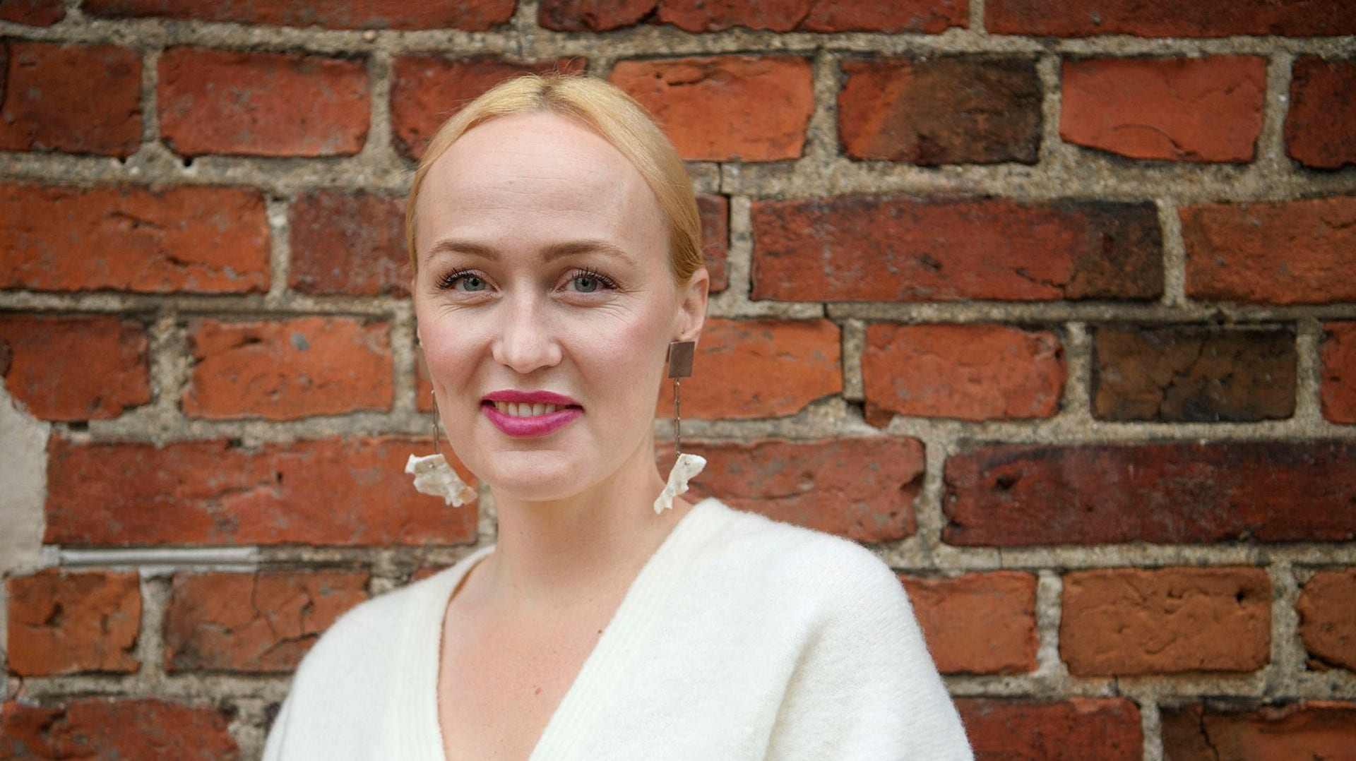 Moonica Mac och Viktor Norén i ”Hair” DN.se