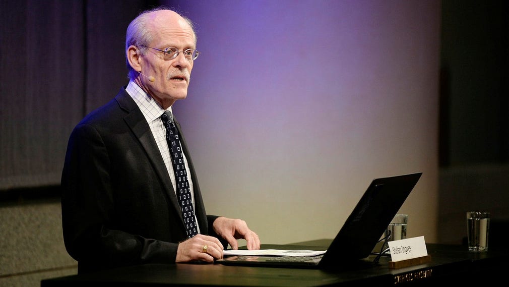 Riksbankschef Stefan Ingves väntas på tisdagen höja styrräntan med upp till en hel procentenhet. Dessa räntehöjningar fungerar dock inte mot den inflation som vi har i Sverige i dag, anser insändarskribenten.