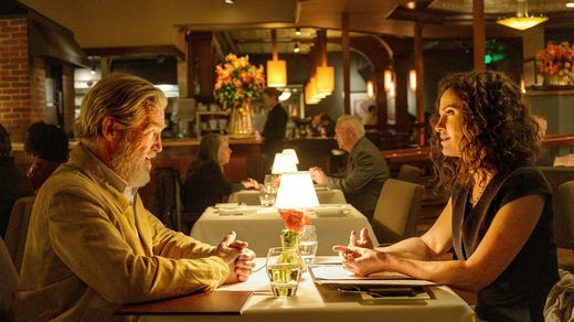 Jeff Bridges och Amy Brenneman i ”The old man”.